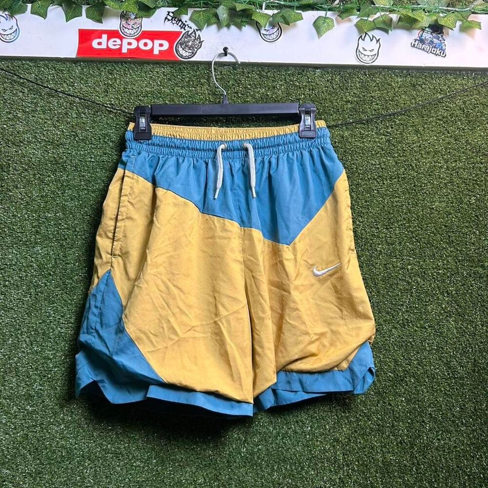 Nike Men's Multi Shorts